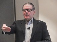 マイケル・ロジャーズ氏
