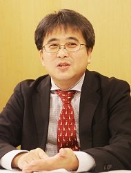 小野垣氏
