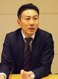 待鳥氏