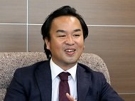 山田 誠氏
