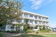 南房総市立和田小学校外観