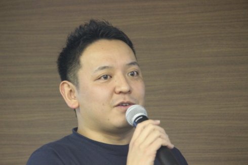 垣内氏