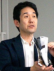 中川氏