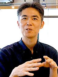 五十嵐氏