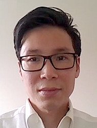 金子氏