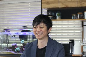 国吉氏