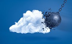 「無限の拡張性」は幻想か　Azure供給不足が突きつけるマルチクラウドの必然